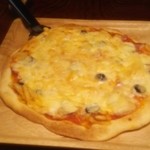 バル  ハルヤ - 北海道産小麦の特製ピザ