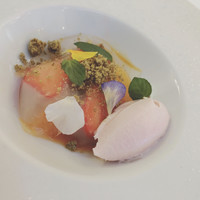 ラ・トゥーエル - デザート ブラッドオレンジといちご、桜のアイス