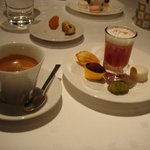 オーベルジュ・ド・リル - 小菓子＆エスプレッソ