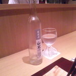 神保町 傳 - お水もうまげでした