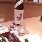 神保町 傳 - 日本酒ふたつ目は「東北泉」。こちらはフルーティで飲みやすかったです