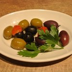 Assorted 3 types of olives