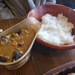 カレーハウス epice - ナスと挽肉のカレー2019.04.11