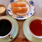 プティレストラン グーテ - アーモンドチュイール&コーヒー&紅茶