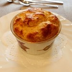 プティレストラン グーテ - カニのスフレ