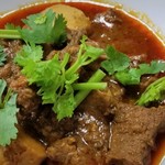 ハラールフードマルハバ - アップ。骨付きラム、ごろごろです。