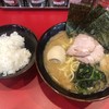 横浜ラーメン おか本