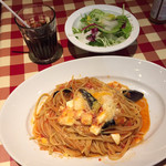 イタリア食堂TOKABO - モッツァレラチーズと揚げ茄子のトマトソース＋サラダ