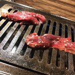 本気焼肉 肉とめし 肉寿司 - 
