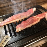 本気焼肉 肉とめし 肉寿司 - 