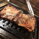 本気焼肉 肉とめし 肉寿司 - 
