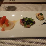 ビストロ ダイア - 右のスプーンは、生フォアグラとわさび！