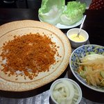 ラヴィリンス - 色々と悩んで、これにしましたよ。 エビキーマカレーセット１,０００円です。  海老星人としては、これは、外せないでしょう。