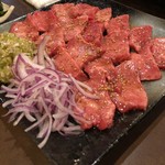 炭火焼肉 成根苑 - 