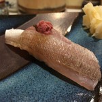 鮨 波づき - 春子鯛、桜塩漬