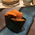 鮨 波づき - ウニ…ひと口で頬張るσ(^_^;)