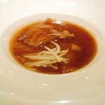 Wakiya 迎賓茶樓 - フカヒレ姿煮　濃厚絶品