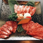 Yakiniku Yaku Yaku Tei - 松阪牛3点盛り(カルビ、ハラミ、特選赤身)3980円