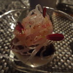 グランファミーユ・シェ松尾 - "戻りカツオ"の軽い燻製ゆりねのピューレと紫大根のサラダ