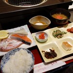 びわこ緑水亭 - 朝食はビッフェ形式