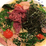 五右衛門 - 腰塚コンビーフとほうれん草の醤油バタースパゲッティー