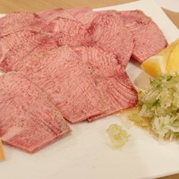焼肉 梨久 - 極上タン