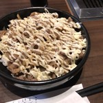 焼肉工房 桜 - ランチの辛マヨカルビ丼