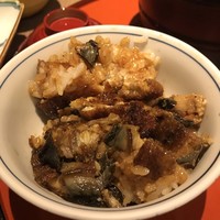 しら河 浄心本店 - ご飯茶碗によそって。
