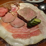 ラ・ブーシェリー・デュ・ブッパ - シャルキュトリーの盛り合わせ