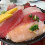 Ichibano Sushiyasan - 四色まぐろ丼