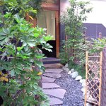 帰燕 - <'11/11/29撮影>外観の風景です