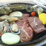 Fiesta Beachside BBQ&Show - BBQの一例