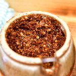 Torisoba kibi - 辛調味料：タイ産唐辛子、辣油、香辛料