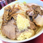 ラーメン二郎 - ラーメン小＋ニンニク