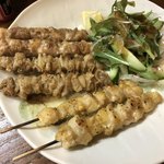 楽や - 串焼 ぼんじり、皮、せせり