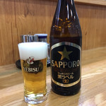 Takohachi - 瓶ビール（500円）
      サッポロ黒ラベルの中瓶