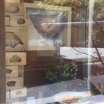 一幸庵 - ディスプレイにはいろんな和菓子の型が