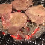 元氣七輪焼肉 牛繁 - 