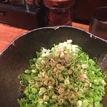 汁なし担担麺専門 キング軒 - 並盛 2辛 ネギ&セロリ両方トッピング