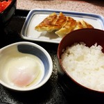 Rin Ga Hatto - ごはん・温度卵セット・餃子