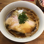 ラーメン屋 トイ・ボックス - 「醤油ラーメン」800円