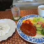 カフェ・アラカルト・ラパン - ハンバーグ定食  850円(税込)