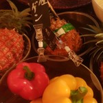 島のごちそう てぃんがーら - ランチの食べ放題島野菜たち