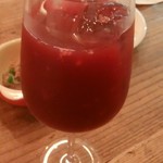 島のごちそう てぃんがーら - 生グアバの赤サングリア　500円