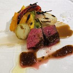 リストランテ サクラ - アンガス牛ランプ肉　背脂を使ったグリル　ヘーゼルナッツのソース　ラディッキオ