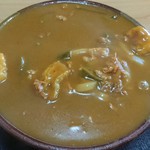 歩々亭 - 冷やしカレーうどん、中盛(税込計900円)