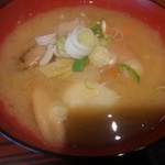Gyuunitaki To Obanzai Chiiyan - 野菜たっぷりの味噌汁