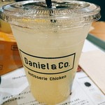 ダニエル&コー - 美味しいレモネード