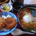 冨久家 - カツ丼とラーメンセット