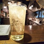 焼き鳥 とりら - 先ずはハイボール